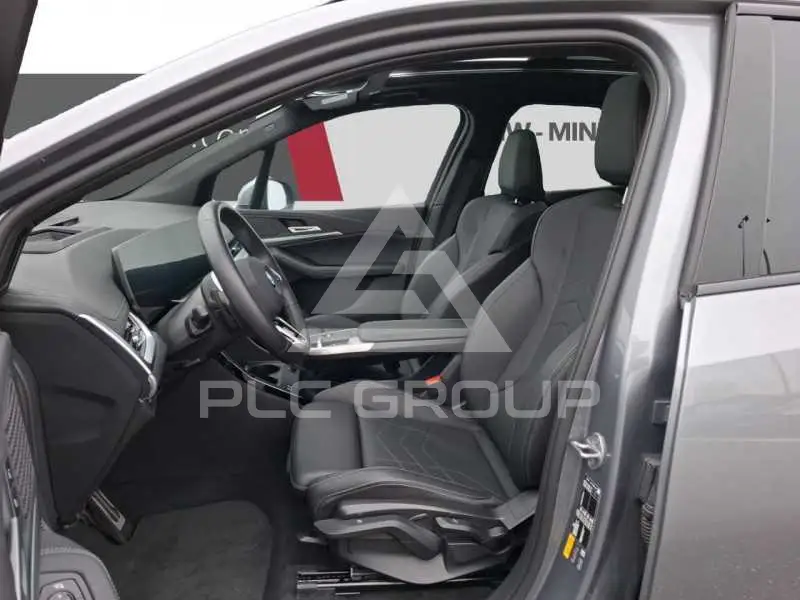 2025 BMW 218