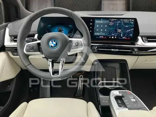 2025 BMW 218
