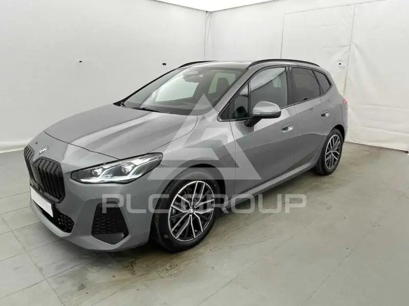 2025 BMW 218
