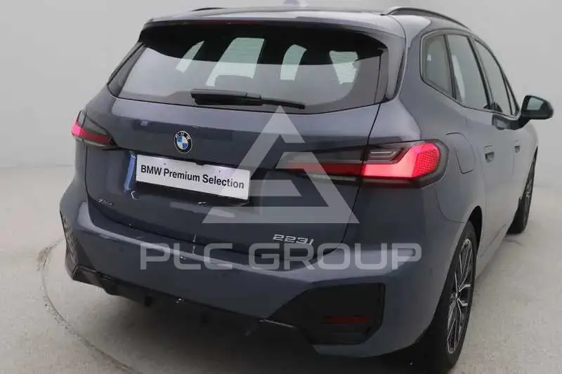 2025 BMW 218