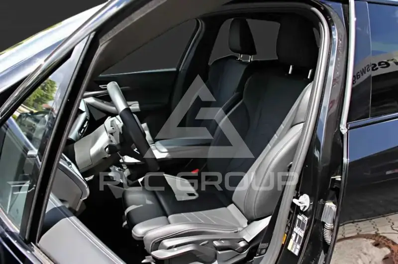 2025 BMW 523