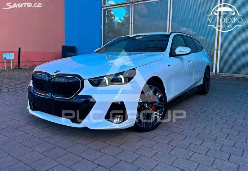2025 BMW 523