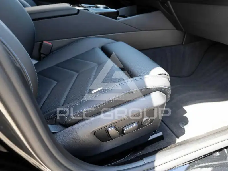 2025 BMW 523
