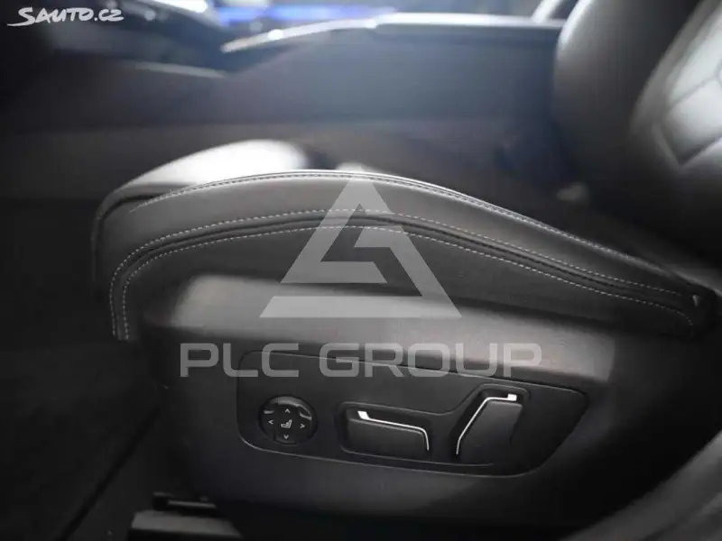 2025 BMW 523