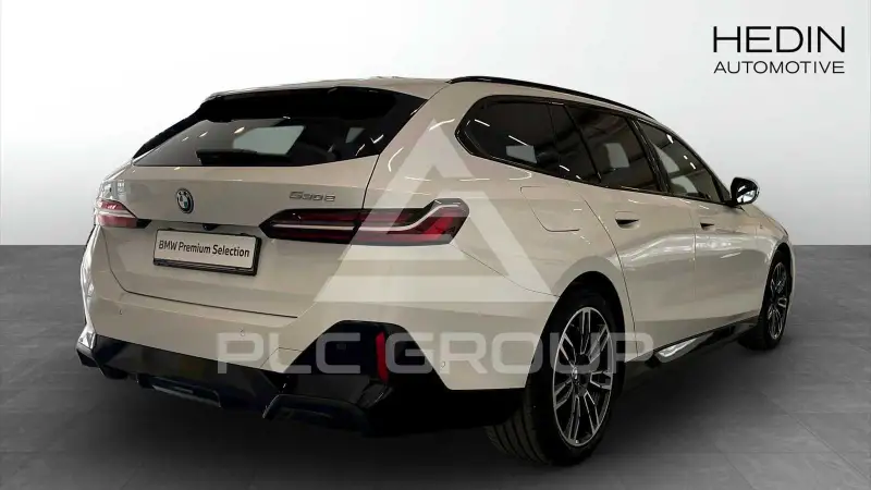 2025 BMW 523