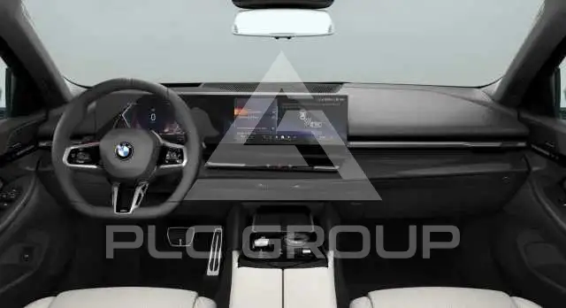 2025 BMW 523