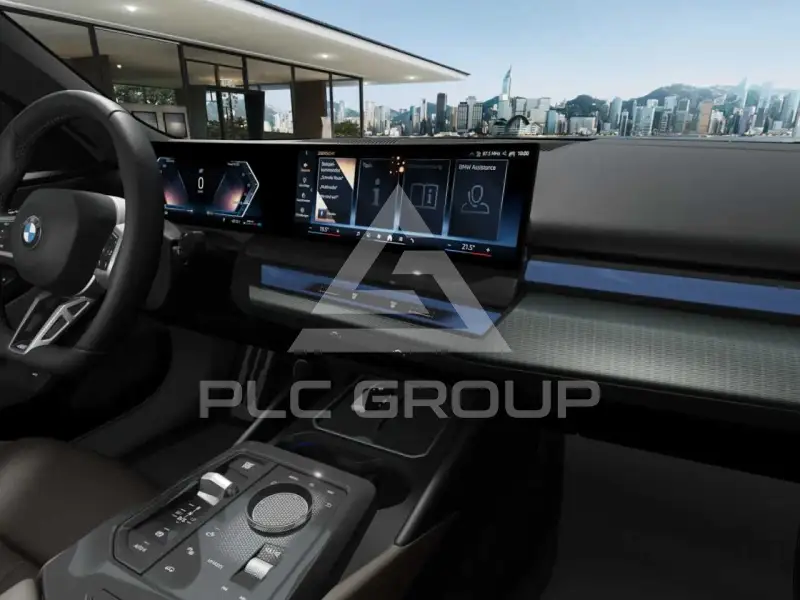 2025 BMW 523