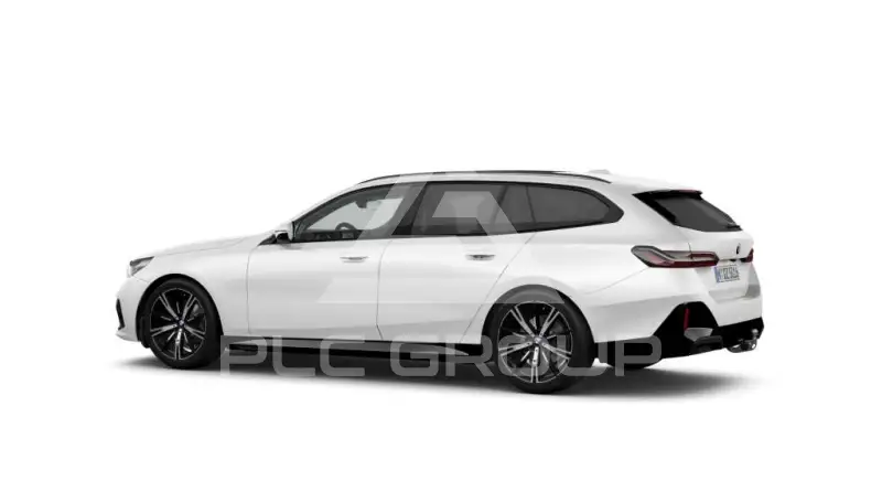 2025 BMW 523