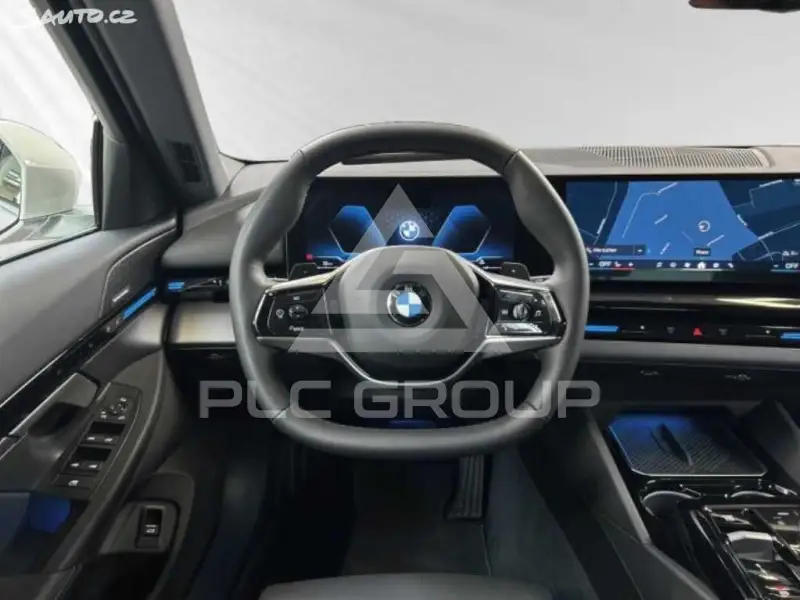 2025 BMW 523