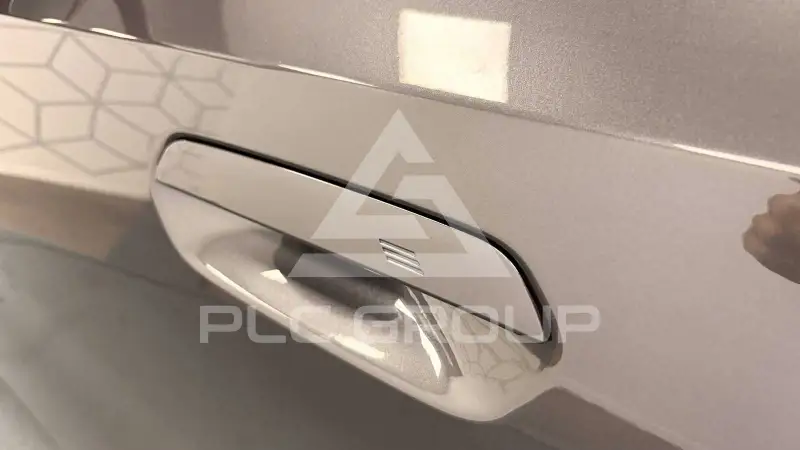 2025 BMW 523