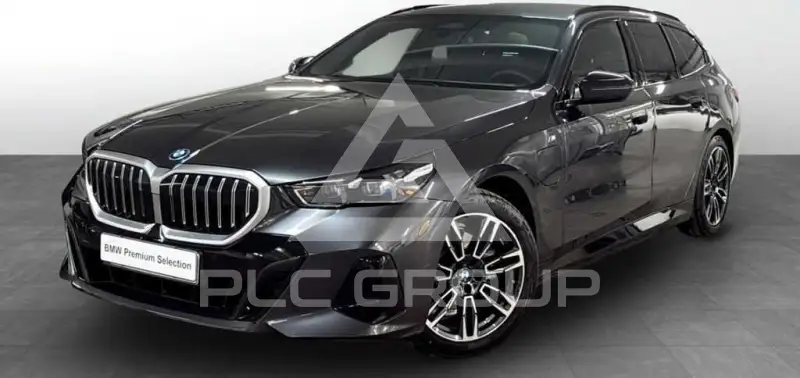 2025 BMW 523