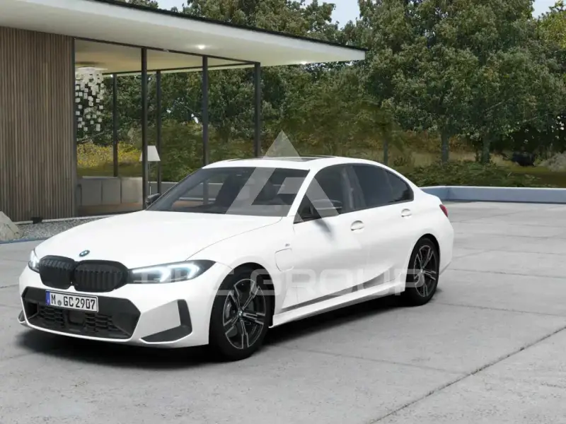2025 BMW 330