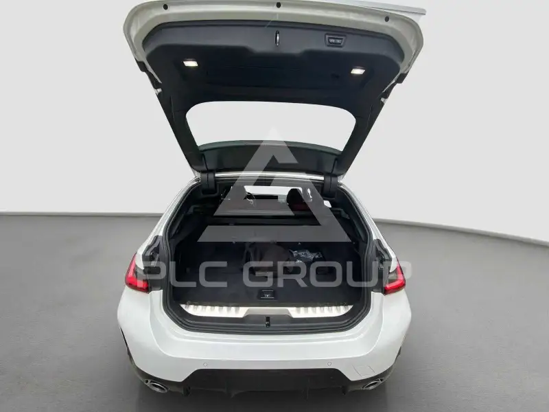 2025 BMW 330