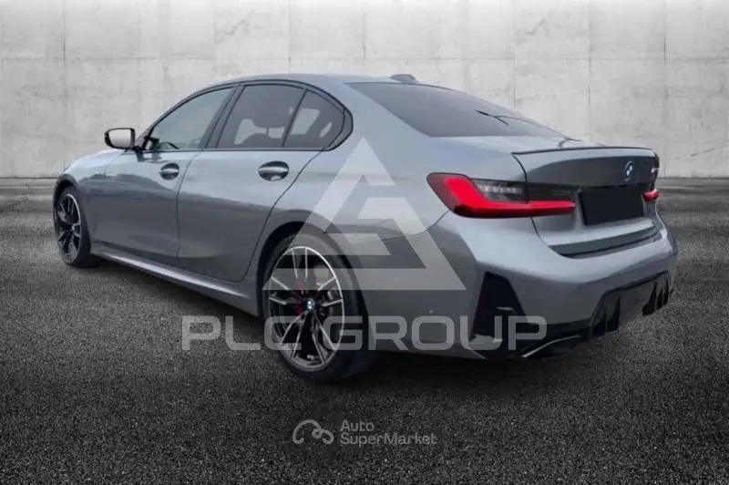 2025 BMW 330