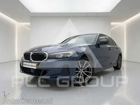 2025 BMW 330