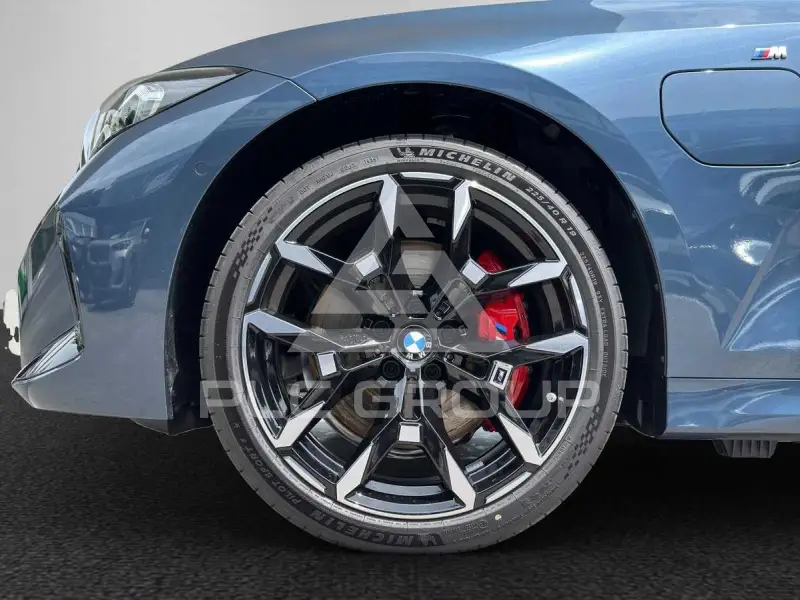 2025 BMW 330