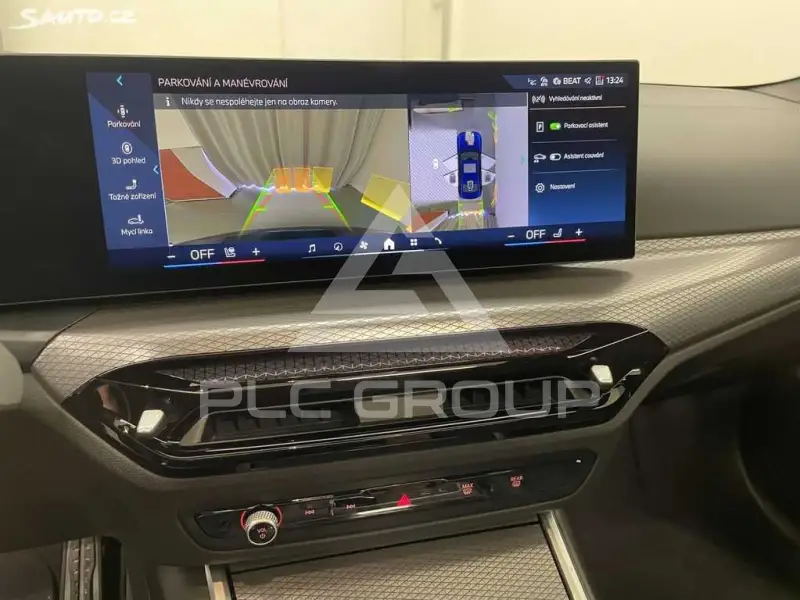 2025 BMW 330