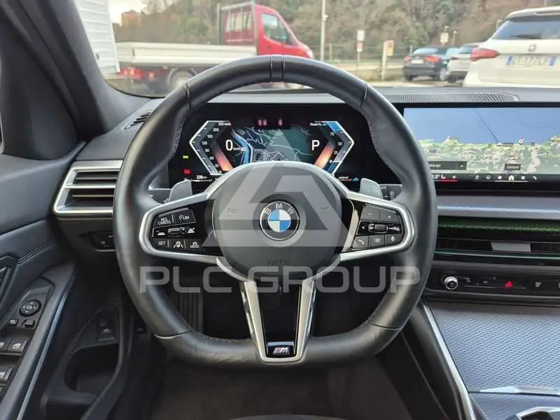 2025 BMW 330