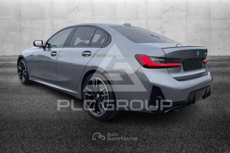 2025 BMW 330