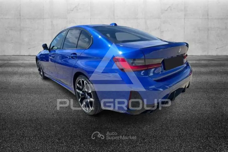 2025 BMW 330