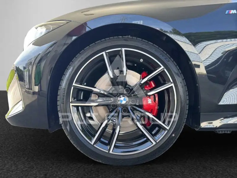 2025 BMW 330