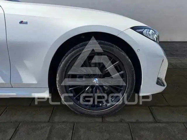2025 BMW 330