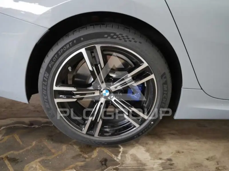 2025 BMW 330