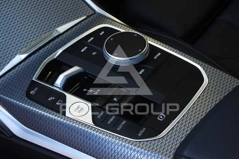 2025 BMW 330