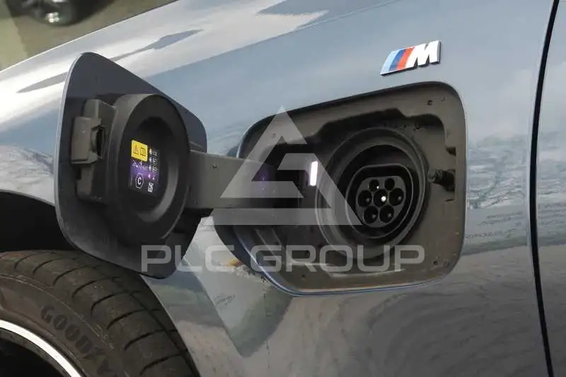 2025 BMW 330