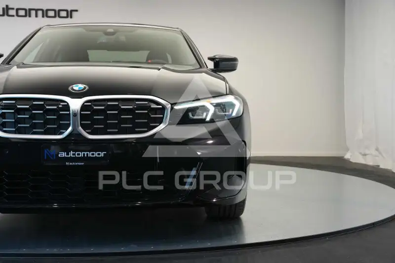 2025 BMW 330