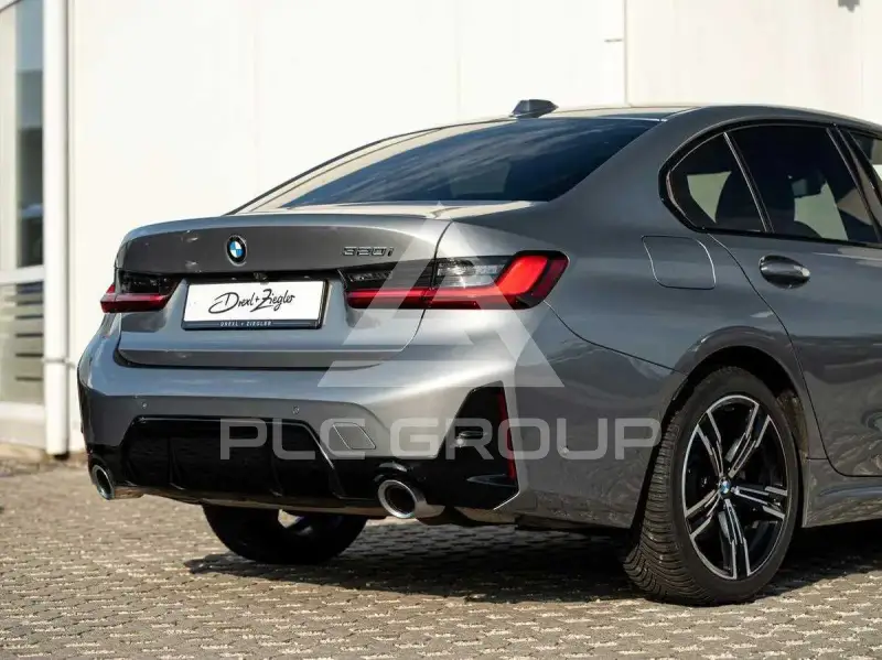 2025 BMW 330