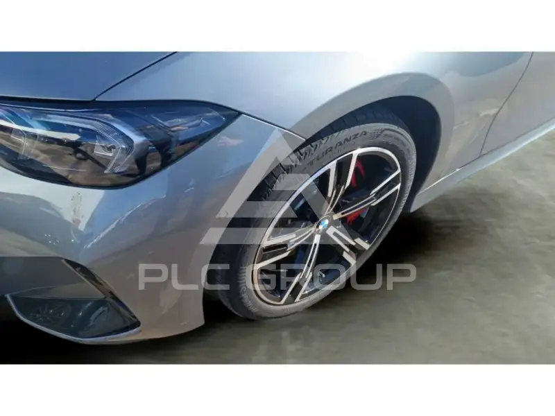2025 BMW 330