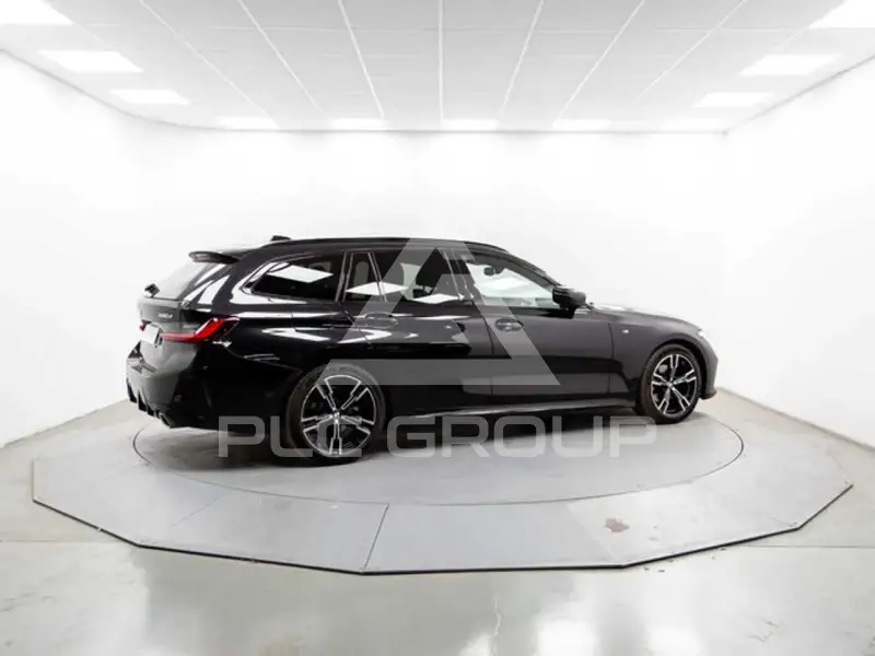 2025 BMW 330