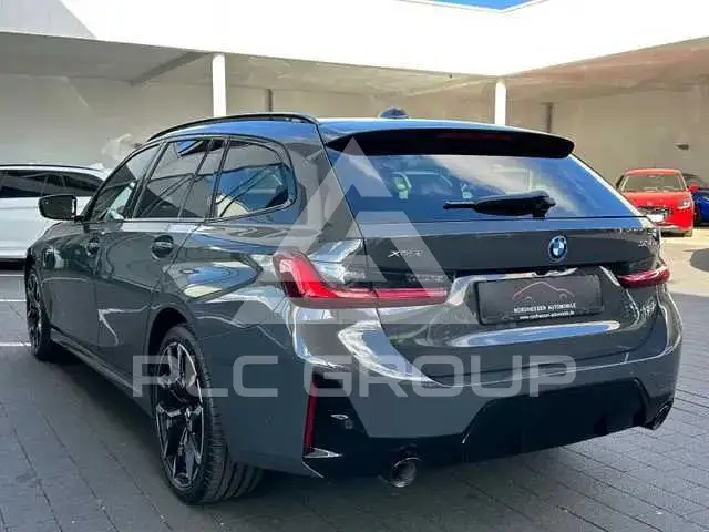 2025 BMW 330