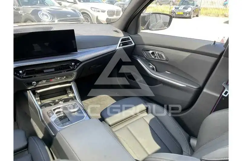 2025 BMW 330