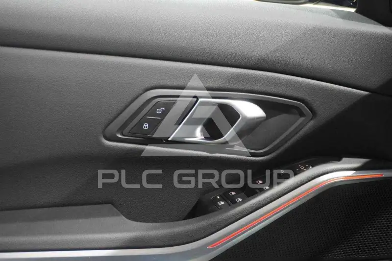 2025 BMW 330