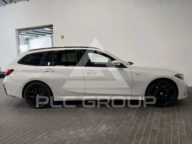 2025 BMW 330
