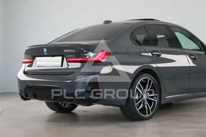 2025 BMW 330