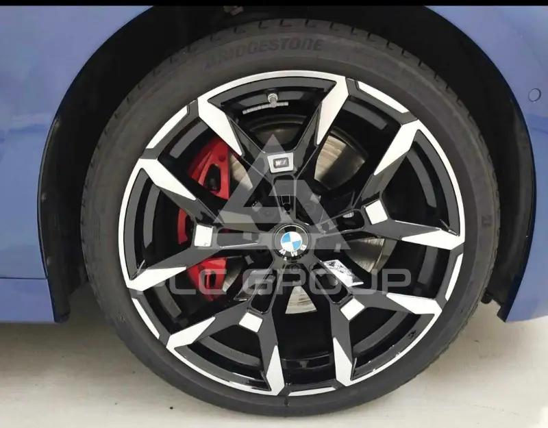 2025 BMW 330