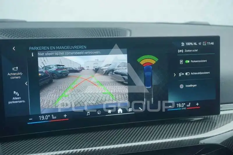 2025 BMW 330