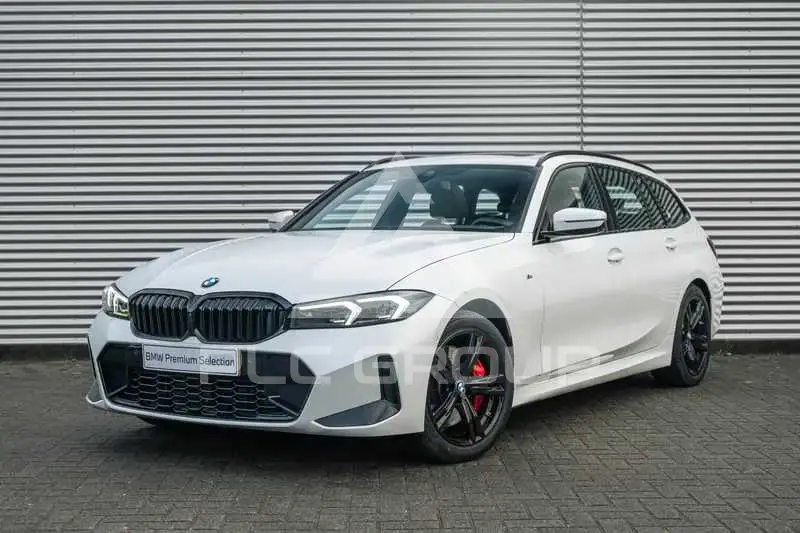 2025 BMW 330