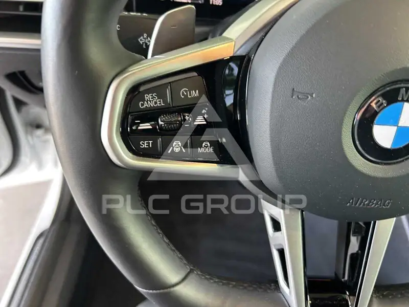2025 BMW 330