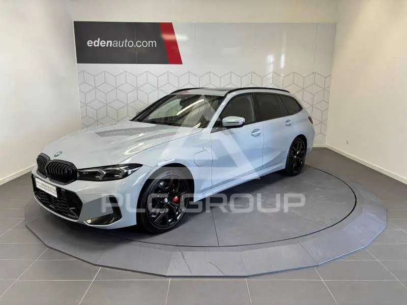 2025 BMW 330