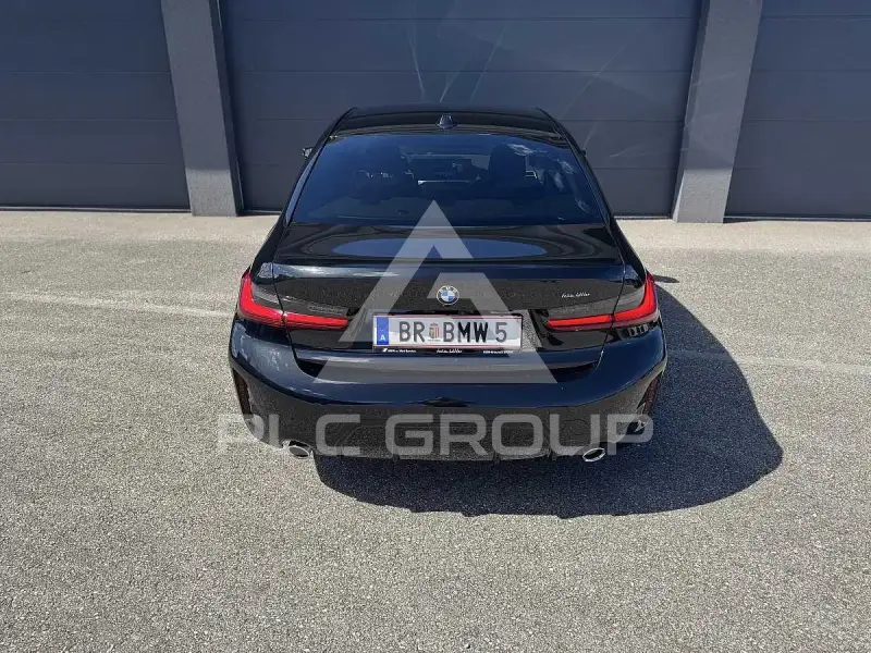 2025 BMW 330