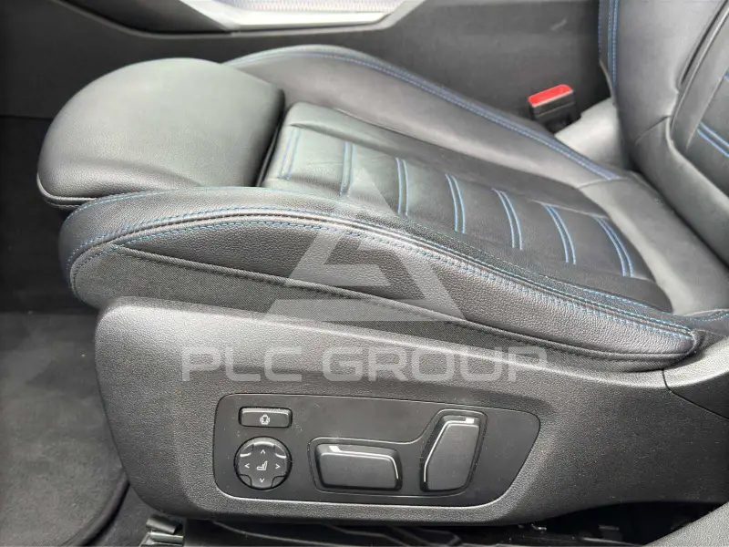2025 BMW 330