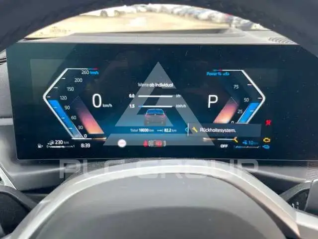 2025 BMW 330