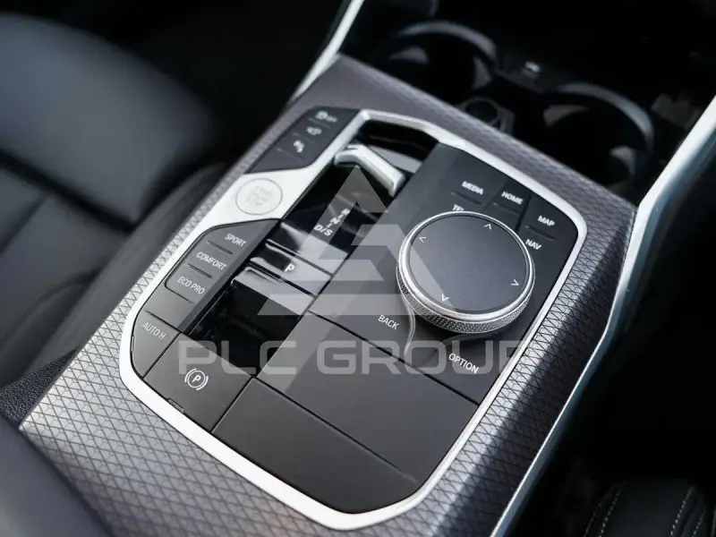 2025 BMW 330
