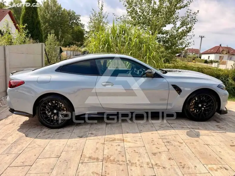 2025 BMW M4