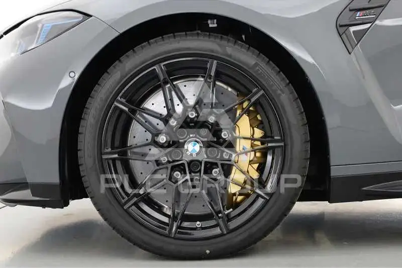 2025 BMW M4