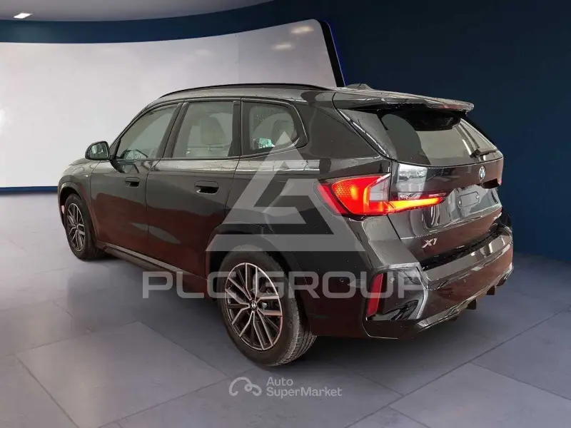 2025 BMW X1